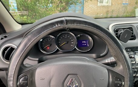 Renault Logan II, 2018 год, 650 000 рублей, 6 фотография