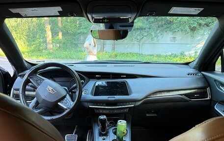 Cadillac XT4 I, 2022 год, 3 500 000 рублей, 4 фотография