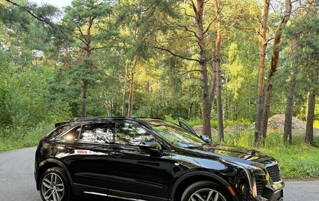 Cadillac XT4 I, 2022 год, 3 500 000 рублей, 2 фотография
