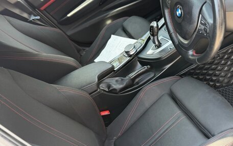 BMW 3 серия, 2017 год, 1 325 000 рублей, 11 фотография