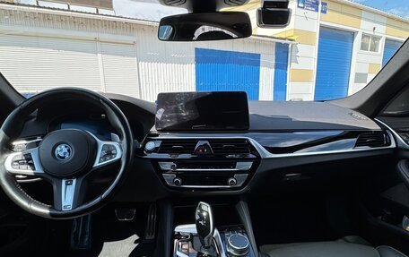 BMW 5 серия, 2021 год, 4 600 000 рублей, 10 фотография