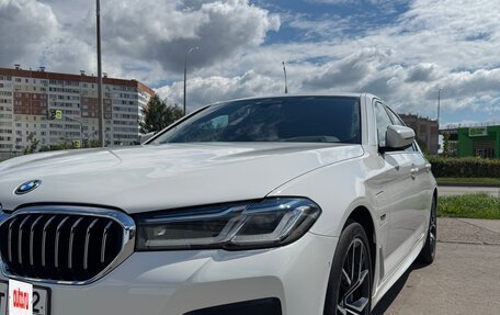 BMW 5 серия, 2021 год, 4 600 000 рублей, 8 фотография