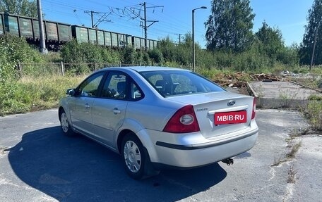 Ford Focus II рестайлинг, 2006 год, 405 000 рублей, 4 фотография