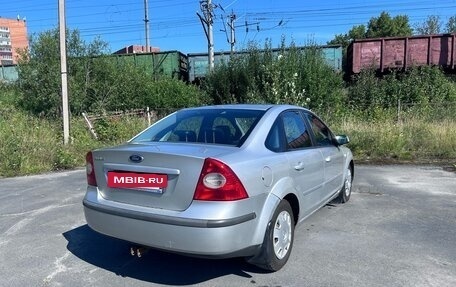 Ford Focus II рестайлинг, 2006 год, 405 000 рублей, 3 фотография