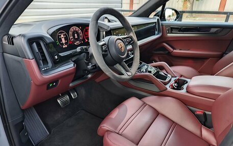 Porsche Cayenne III, 2024 год, 19 990 000 рублей, 10 фотография