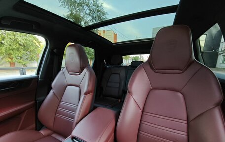Porsche Cayenne III, 2024 год, 19 990 000 рублей, 14 фотография
