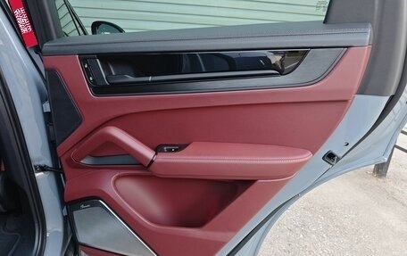 Porsche Cayenne III, 2024 год, 19 990 000 рублей, 19 фотография