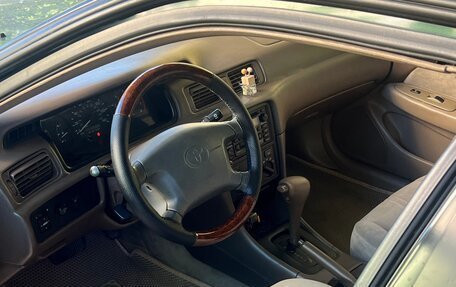Toyota Camry, 2000 год, 400 000 рублей, 2 фотография