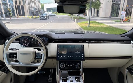 Land Rover Range Rover IV рестайлинг, 2022 год, 18 500 000 рублей, 12 фотография