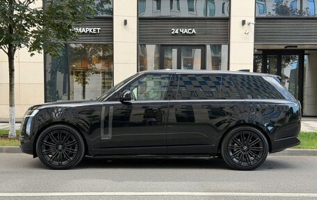 Land Rover Range Rover IV рестайлинг, 2022 год, 18 500 000 рублей, 3 фотография