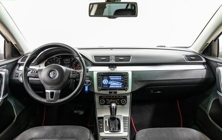 Volkswagen Passat B7, 2011 год, 828 000 рублей, 13 фотография