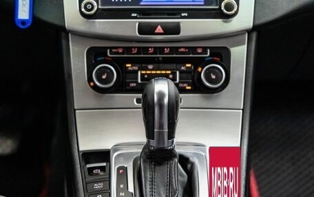 Volkswagen Passat B7, 2011 год, 828 000 рублей, 23 фотография