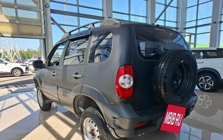Chevrolet Niva I рестайлинг, 2011 год, 329 000 рублей, 3 фотография