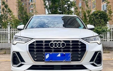 Audi Q3, 2022 год, 2 005 000 рублей, 2 фотография