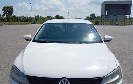 Volkswagen Jetta VI, 2013 год, 720 000 рублей, 3 фотография