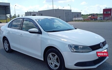Volkswagen Jetta VI, 2013 год, 720 000 рублей, 8 фотография