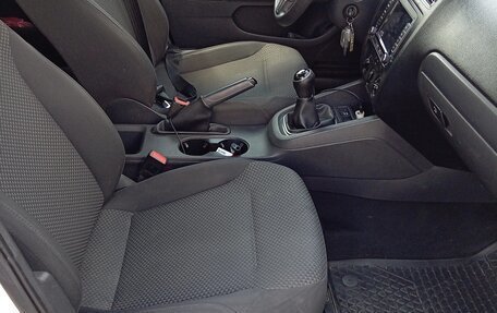 Volkswagen Jetta VI, 2013 год, 720 000 рублей, 9 фотография