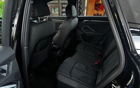 Audi Q3, 2019 год, 4 200 000 рублей, 5 фотография
