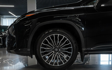 Lexus RX IV рестайлинг, 2019 год, 4 300 000 рублей, 26 фотография