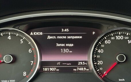 Volkswagen Touareg III, 2010 год, 1 670 000 рублей, 26 фотография