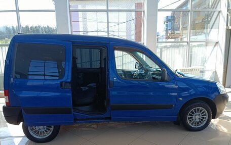 Peugeot Partner II рестайлинг 2, 2010 год, 379 000 рублей, 7 фотография