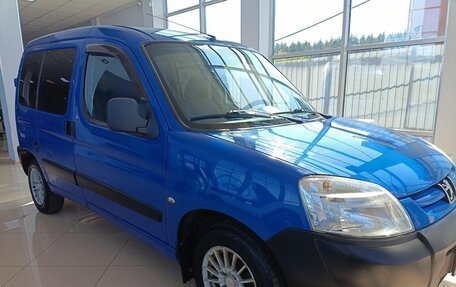 Peugeot Partner II рестайлинг 2, 2010 год, 379 000 рублей, 8 фотография