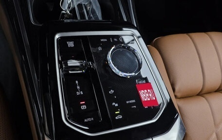 BMW 7 серия, 2025 год, 13 500 000 рублей, 16 фотография