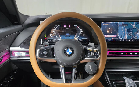 BMW 7 серия, 2025 год, 13 500 000 рублей, 18 фотография