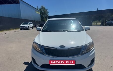 KIA Rio III рестайлинг, 2014 год, 790 000 рублей, 12 фотография