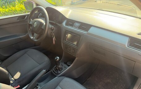 Skoda Rapid I, 2015 год, 800 000 рублей, 13 фотография