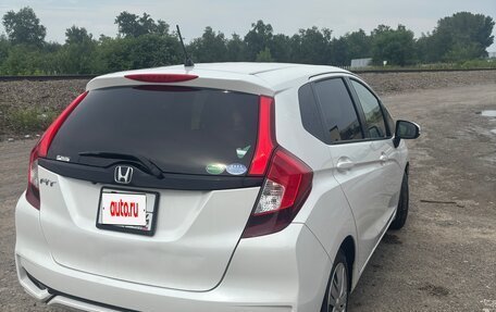 Honda Fit III, 2019 год, 1 200 000 рублей, 6 фотография