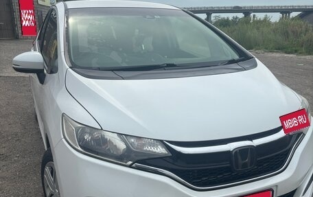 Honda Fit III, 2019 год, 1 200 000 рублей, 3 фотография