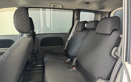 Toyota Sienta I, 2013 год, 995 000 рублей, 19 фотография