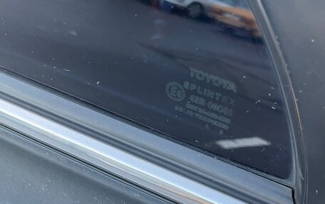 Toyota Avensis III рестайлинг, 2004 год, 750 000 рублей, 12 фотография