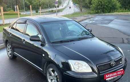 Toyota Avensis III рестайлинг, 2004 год, 750 000 рублей, 3 фотография