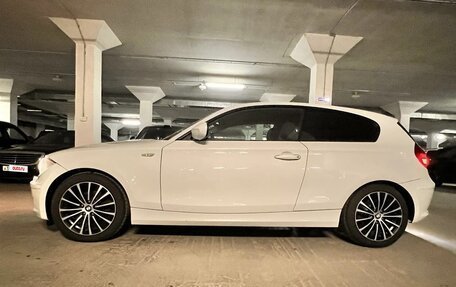 BMW 1 серия, 2011 год, 770 000 рублей, 8 фотография
