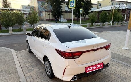 KIA Rio IV, 2022 год, 1 815 000 рублей, 10 фотография