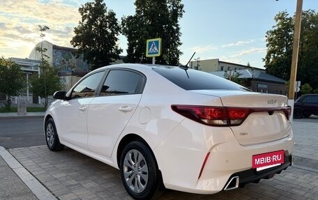 KIA Rio IV, 2022 год, 1 815 000 рублей, 13 фотография