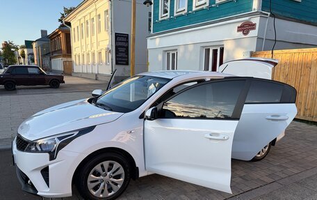 KIA Rio IV, 2022 год, 1 815 000 рублей, 17 фотография