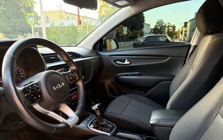 KIA Rio IV, 2022 год, 1 815 000 рублей, 31 фотография