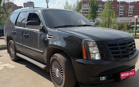 Cadillac Escalade III, 2007 год, 1 390 000 рублей, 5 фотография