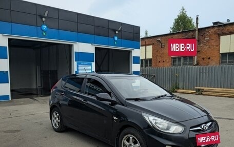 Hyundai Solaris II рестайлинг, 2013 год, 560 000 рублей, 7 фотография