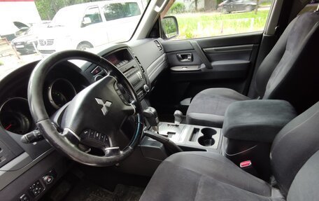 Mitsubishi Pajero IV, 2007 год, 1 070 000 рублей, 11 фотография