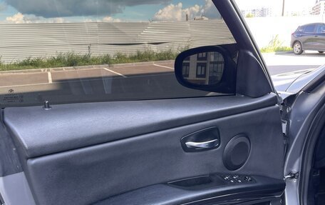 BMW 3 серия, 2011 год, 1 050 000 рублей, 12 фотография