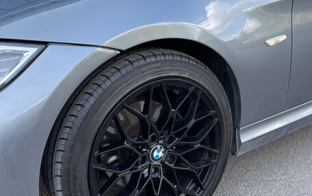 BMW 3 серия, 2011 год, 1 050 000 рублей, 24 фотография
