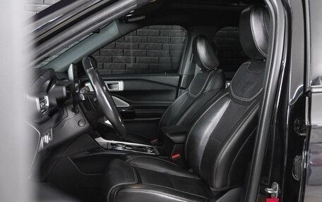 Ford Explorer VI, 2022 год, 4 700 000 рублей, 10 фотография
