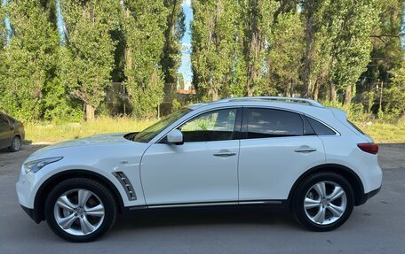 Infiniti FX II, 2011 год, 2 200 000 рублей, 2 фотография