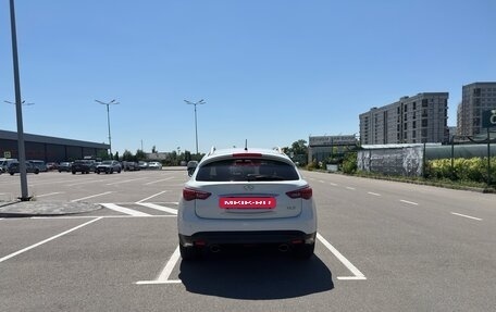 Infiniti FX II, 2011 год, 2 200 000 рублей, 14 фотография