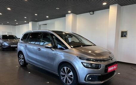 Citroen C4 Picasso II рестайлинг, 2017 год, 1 420 000 рублей, 1 фотография