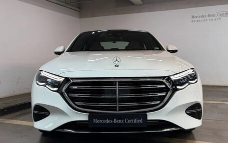 Mercedes-Benz E-Класс, 2025 год, 7 150 000 рублей, 3 фотография